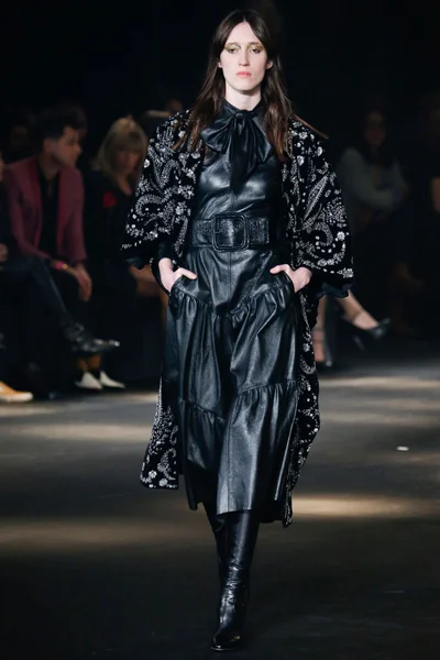 Look 67